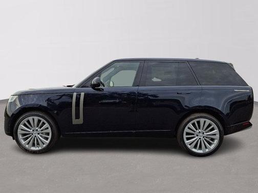 2025 Land Rover Range Rover P400 SE