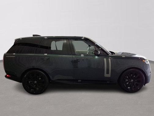 2023 Land Rover Range Rover P400 SE
