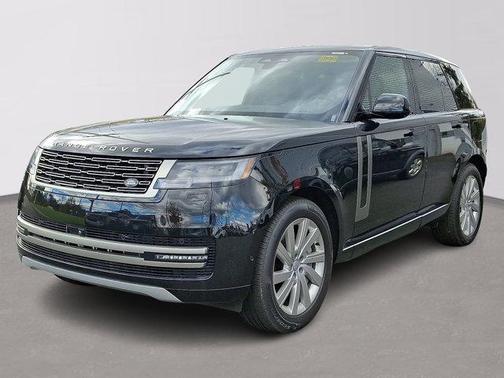 2025 Land Rover Range Rover P550e SE