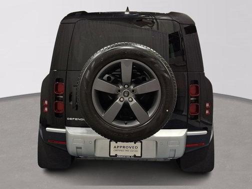 2025 Land Rover Defender P300