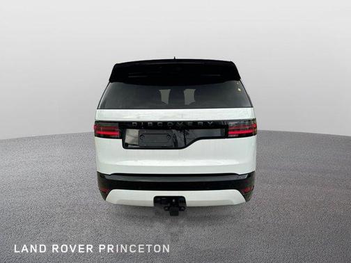 2025 Land Rover Discovery P360 Dynamic SE