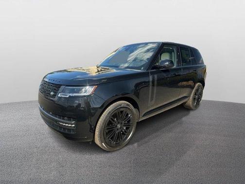 2025 Land Rover Range Rover P530 SE