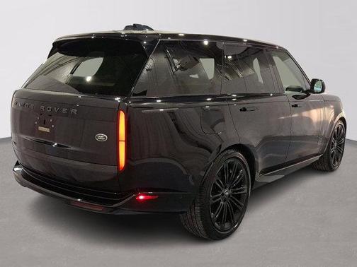 2023 Land Rover Range Rover P400 SE