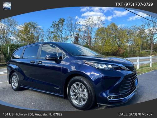 2021 Toyota Sienna XLE 7 Passenger