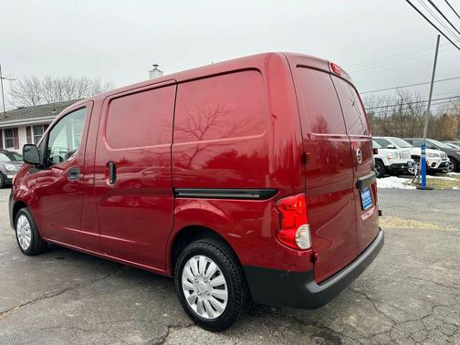 2017 Nissan NV200 S