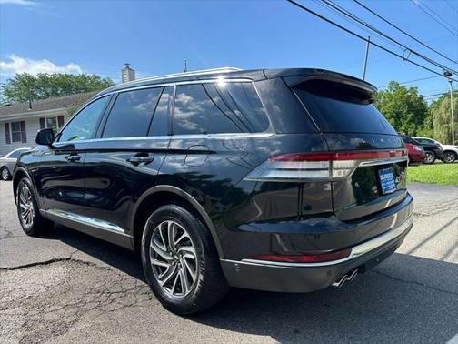 2022 Lincoln Aviator Livery Sport Utility 4D