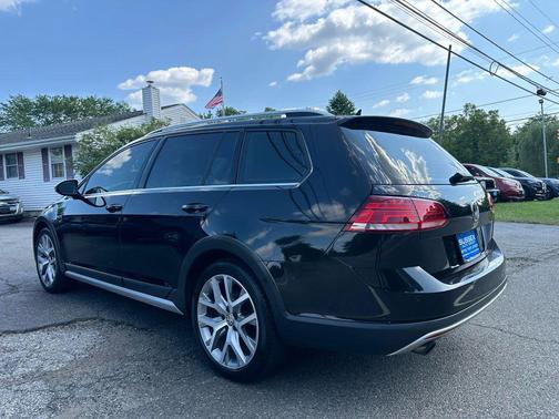 2018 Volkswagen Golf Alltrack TSI SEL