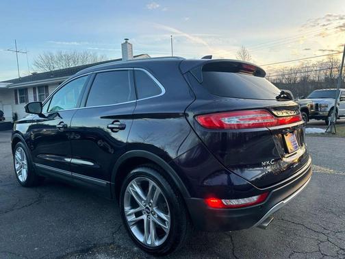 2015 Lincoln MKC Base