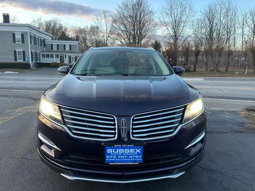 2015 Lincoln MKC Base