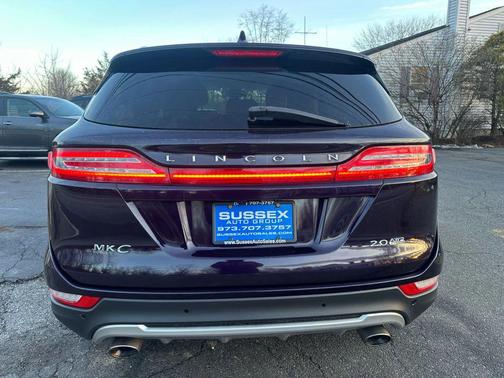 2015 Lincoln MKC Base