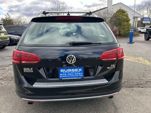 2017 Volkswagen Golf Alltrack TSI SEL