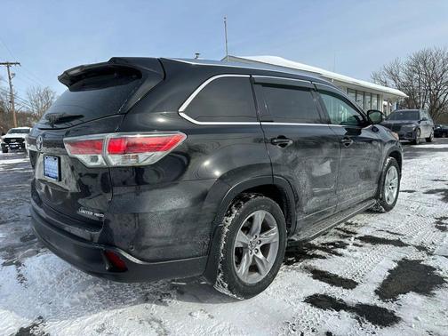 2016 Toyota Highlander Limited