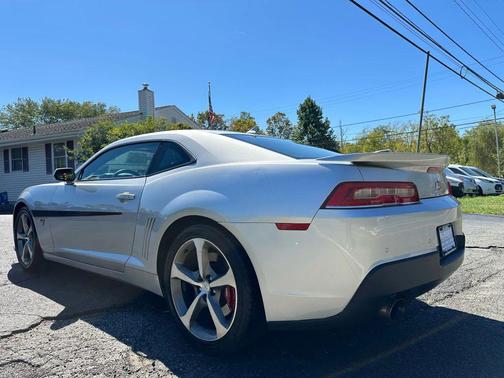 2015 Chevrolet Camaro 2LT