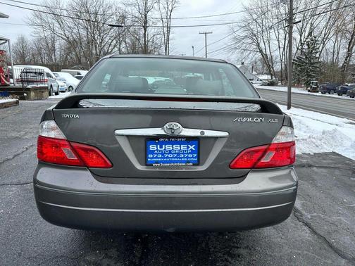 2003 Toyota Avalon XL