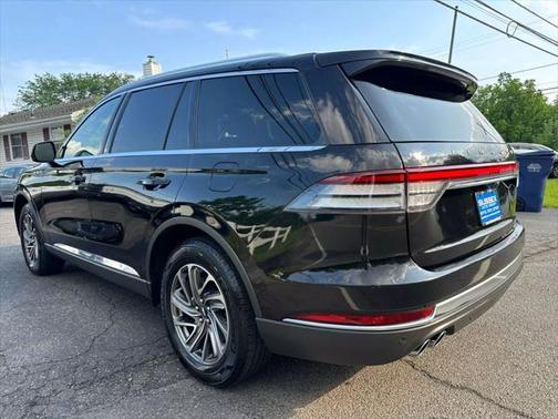 2022 Lincoln Aviator Livery Sport Utility 4D