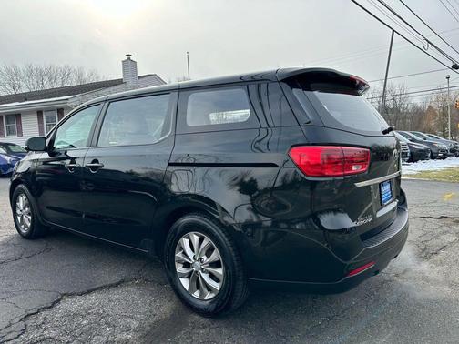 2020 Kia Sedona L Minivan 4D
