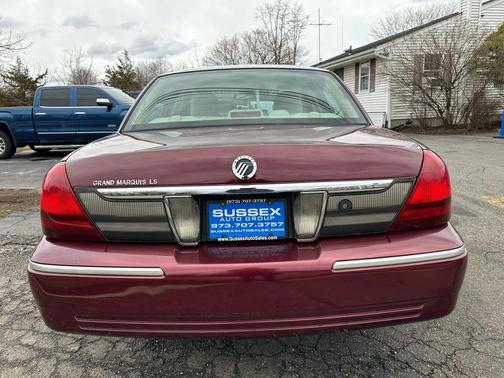 2006 Mercury Grand Marquis LS Sedan 4D
