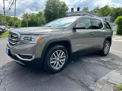 2019 GMC Acadia SLE-2