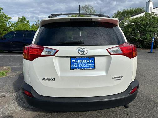 White 2015 Toyota RAV4 Limited