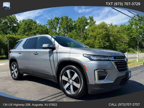 Silver 2023 Chevrolet Traverse LT Leather