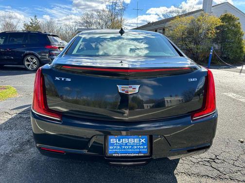2018 Cadillac XTS Base