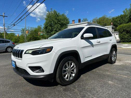 White 2021 Jeep Cherokee Latitude Lux