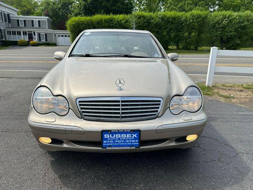Gold 2001 Mercedes-Benz C-Class C320