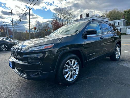 2015 Jeep Cherokee Sport