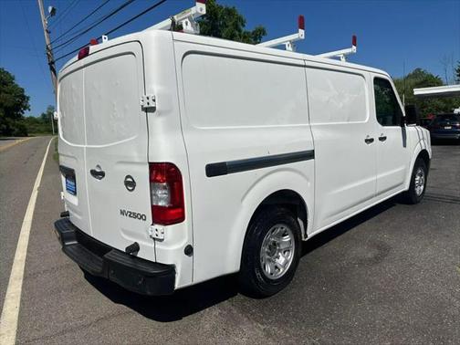 2021 Nissan NV Cargo NV2500 HD SV V6