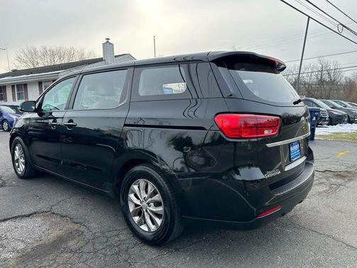 2020 Kia Sedona L Minivan 4D