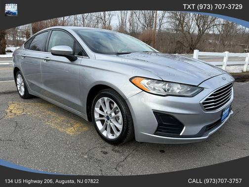 2020 Ford Fusion SE Sedan 4D