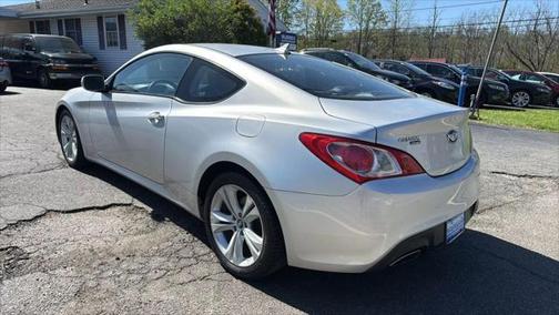 2010 Hyundai Genesis Coupe 2.0T