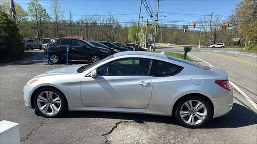 2010 Hyundai Genesis Coupe 2.0T