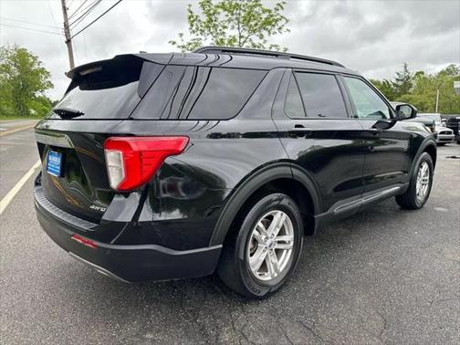 2022 Ford Explorer XLT Sport Utility 4D