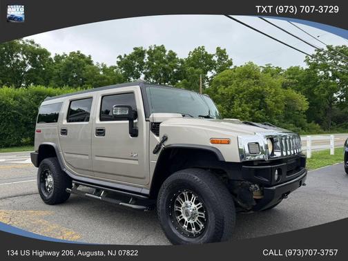 Tan 2004 Hummer H2 Base