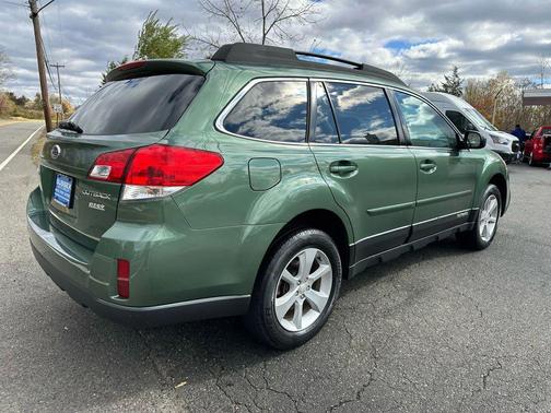 2013 Subaru Outback 2.5i Premium
