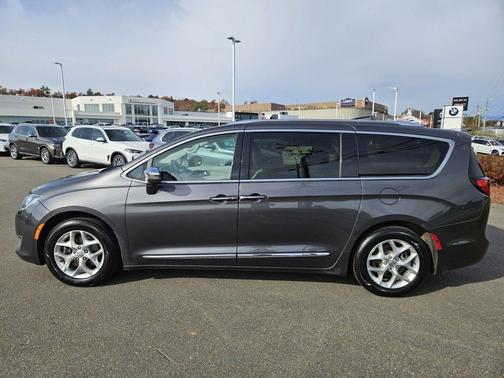 2019 Chrysler Pacifica Limited