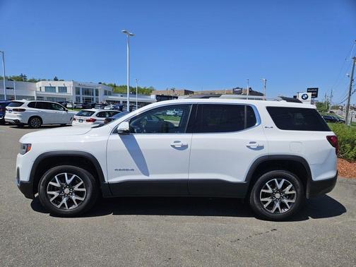 2022 GMC Acadia SLE