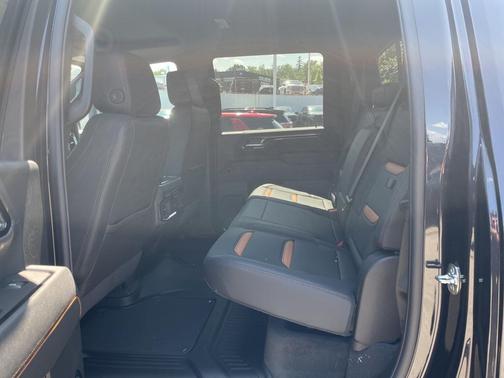 2025 GMC Sierra 2500 AT4
