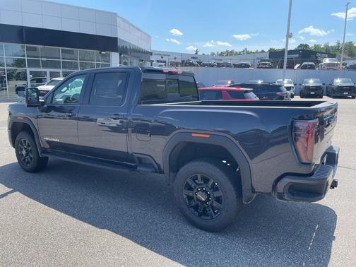 2025 GMC Sierra 2500 AT4