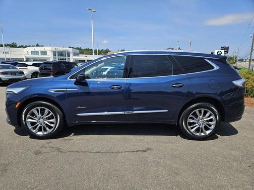 2023 Buick Enclave Avenir