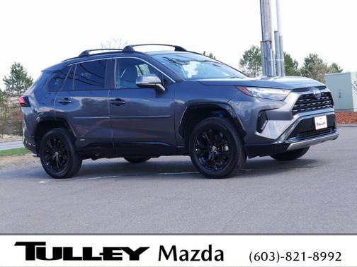 2022 Toyota RAV4 Hybrid SE