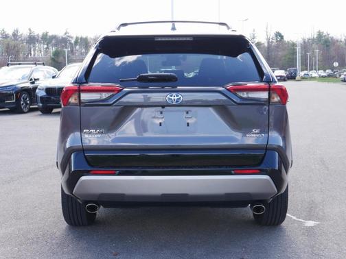2022 Toyota RAV4 Hybrid SE