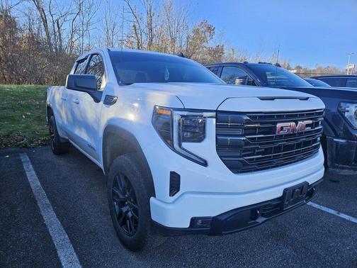 2025 GMC Sierra 1500 Elevation