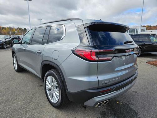 2024 GMC Acadia Elevation