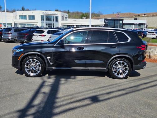 2025 BMW X5 xDrive40i