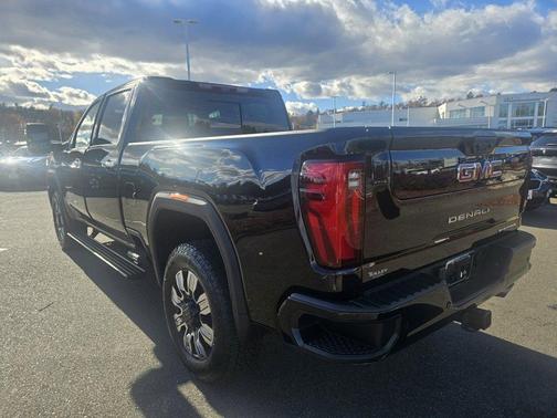 2024 GMC Sierra 2500 Denali