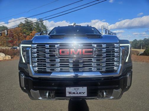 2024 GMC Sierra 2500 Denali