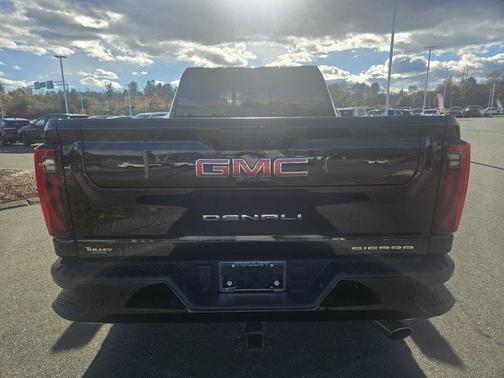 2024 GMC Sierra 2500 Denali