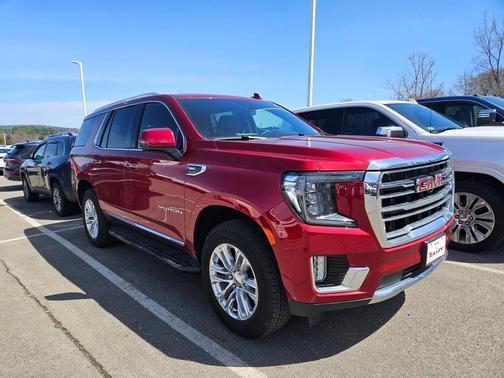 2024 GMC Yukon SLT
